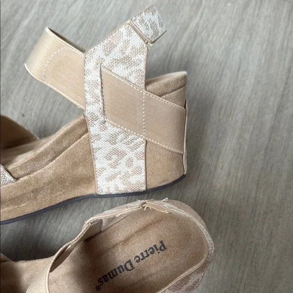 Pierre Dumas Tan Sandals Size 6.5/ 8 cm height - Picture 4 of 8